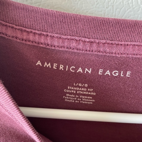 American Eagle Men’s Large (L/G) burgundy tee - Picture 6 of 8
